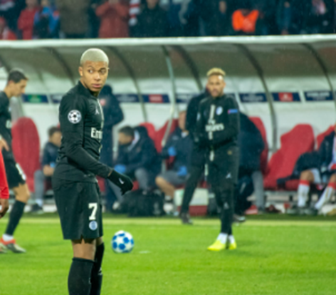 Kylian Mbappé lors d’un match de foot